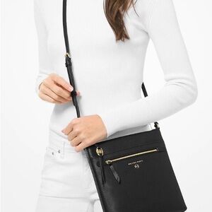 Michael Kors Jet Set Charm Leather Flat Crossbody Bag